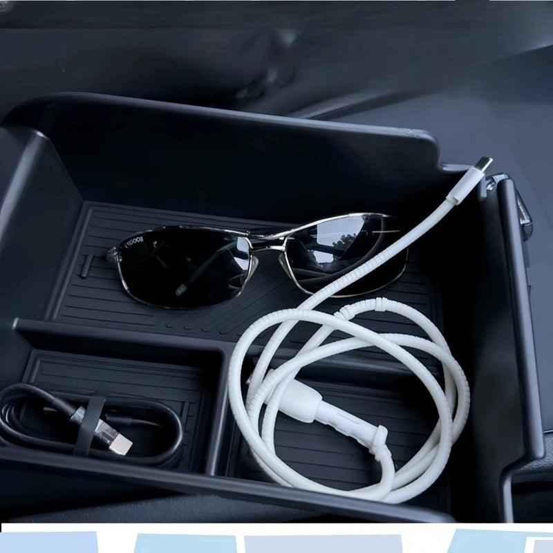 Center Storage Box And Lower Center Storage Box for Geely Monjaro