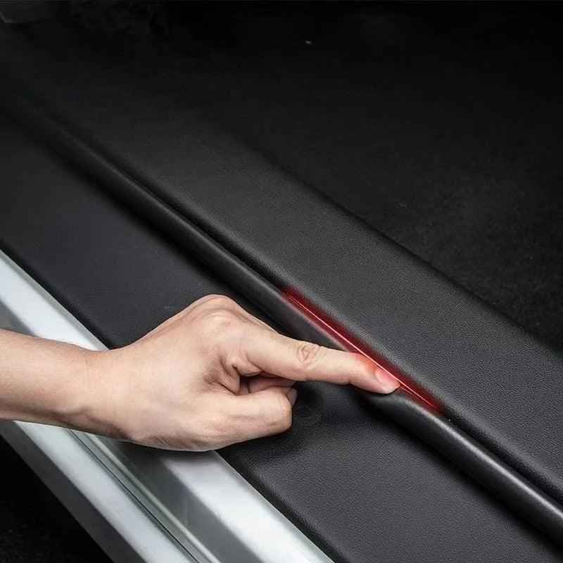Car Door Sill Protectors and Anti-kick Mat for Lynk & Co 02/08 EM-P