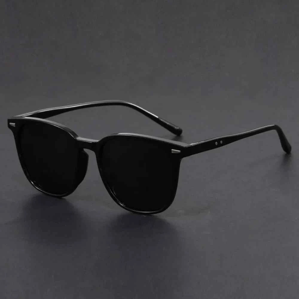 Male and female ultralight round sunglasses driving fishing UV polarized fashion glasses