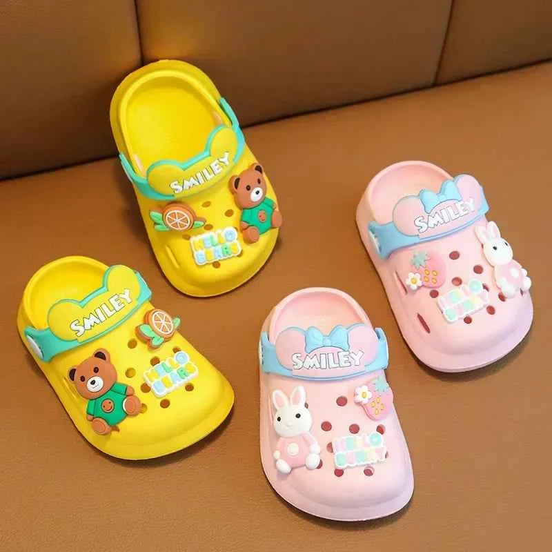 2026 Summer Baby Girl Sandals Cute Cartoon Slippers Newborn Infant Indoor Bath Anti-slip Shoes Baby Boy Beach Sandals